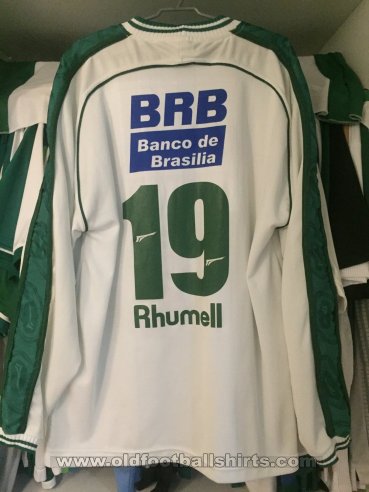 Sociedade Esportiva do Gama Away football shirt 2002
