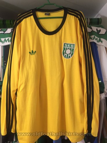 Sociedade Esportiva do Gama Goalkeeper football shirt 1988