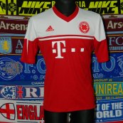 Home football shirt (unknown year)