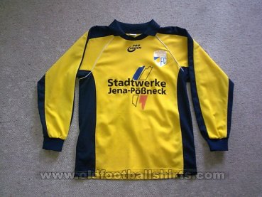 Carl Zeiss Jena Home camisa de futebol 2002 - 2003