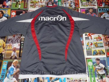 Charlton Athletic Training/Leisure football shirt 2012