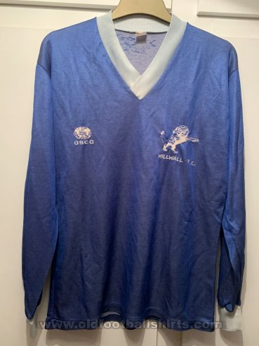 Millwall Home Camiseta de Fútbol 1981 - 1982