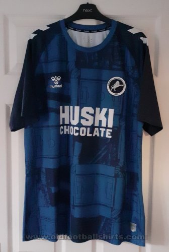 Millwall Training/Leisure football shirt 2022 - 2023
