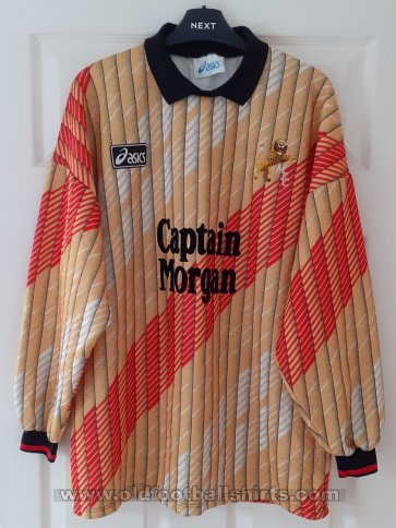Millwall Goalkeeper football shirt 1995 - 1996