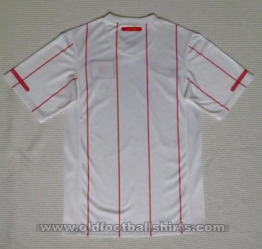 Vietnam Away football shirt 2010 - 2011