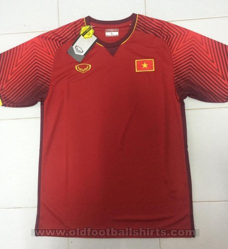 Vietnam Home football shirt 2018 - 2019