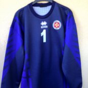 Goalkeeper football shirt 2004 - 2005