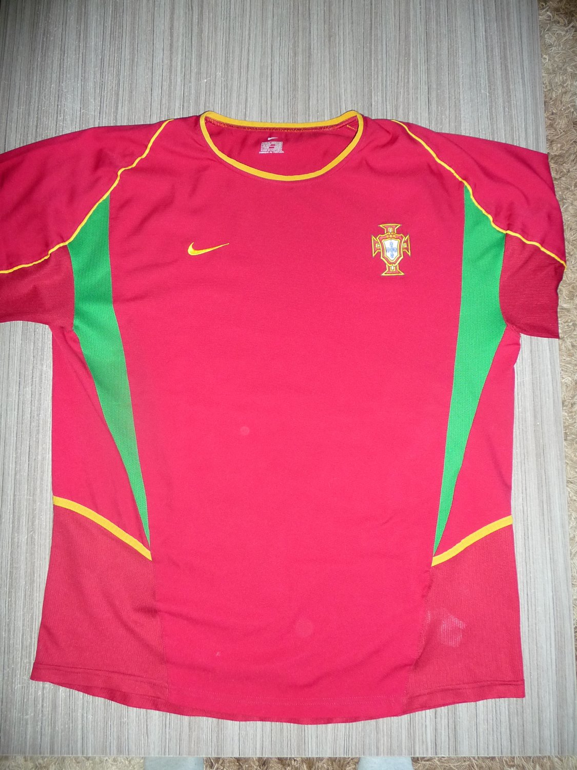Portugal Home football shirt 2002 - 2004.