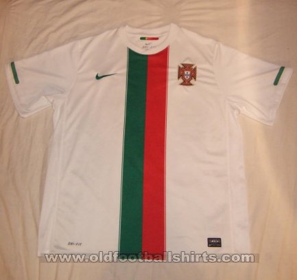 Portugal Away baju bolasepak 2010 - 2012
