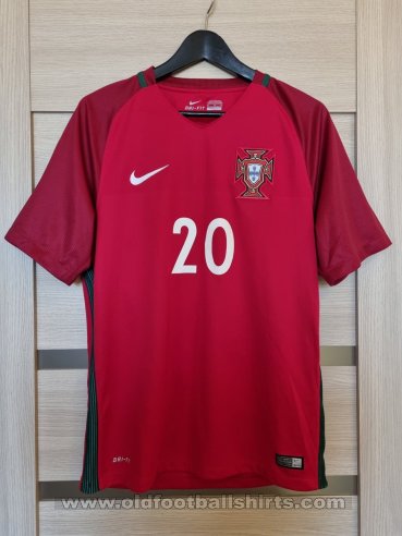 Portugal Home football shirt 2016 - 2018