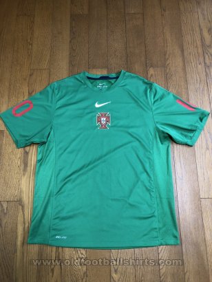 Portugal Training/Leisure football shirt 2010