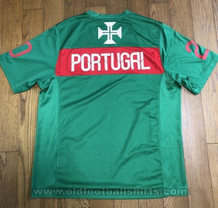 Portugal Training/Leisure football shirt 2010