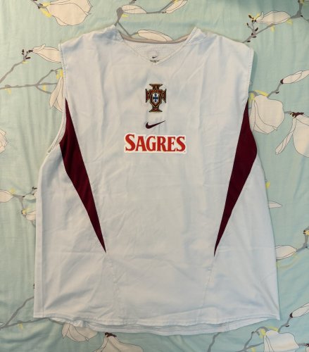 Portugal Training/Leisure football shirt 2002 - 2003