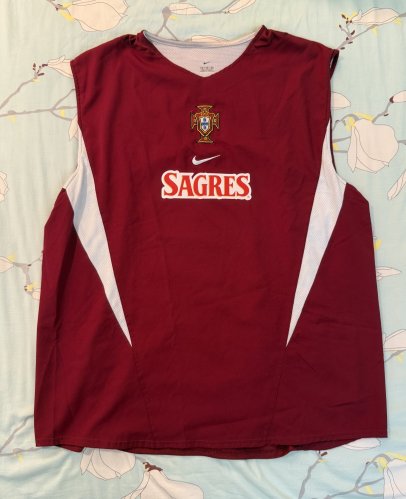 Portugal Training/Leisure football shirt 2002 - 2003