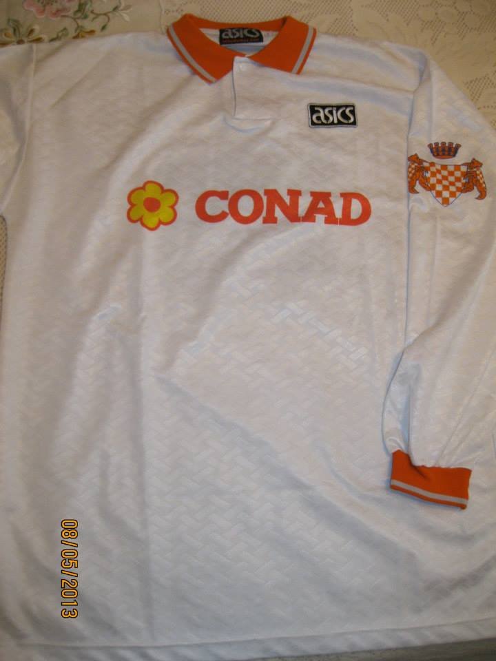 Pistoiese 1921 Away football shirt 1992 1993. Sponsored by Conad