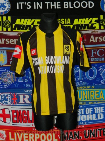 Gryf Wejherowo Home football shirt (unknown year)