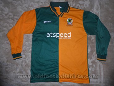 Horsham Cup Shirt football shirt 2007
