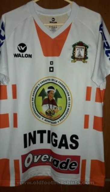 Ayacucho FC Home football shirt 2016 - 2017