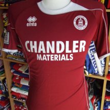 Chelmsford City Home Maillot de foot 2011 - 2012 sponsored by Chandler