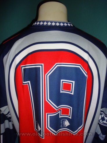 Amurrio Club Away football shirt (unknown year)