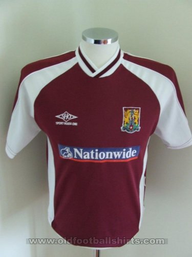 Northampton Town Home football shirt 2000 - 2001