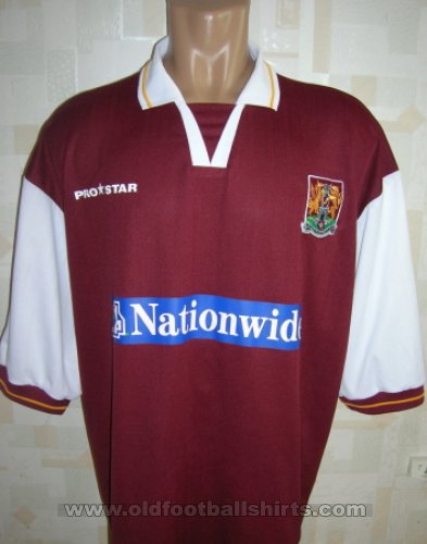 Northampton Town Home football shirt 1999 - 2000