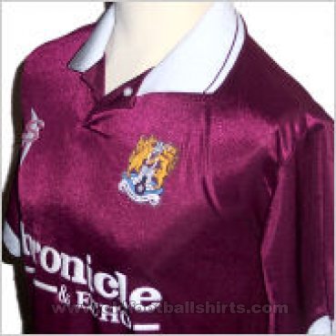 Northampton Town Home football shirt 1994 - 1995