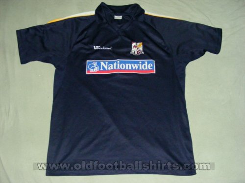 Northampton Town Away football shirt 2005 - 2006