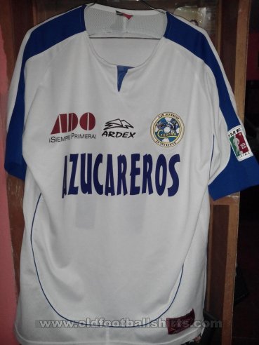 CD Azucareros de Córdoba Home football shirt 2004