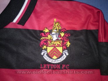 Leyton Unknown shirt type 2004 - 2005