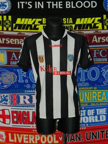 FV Blau-Weiß Stahl Freital Away football shirt (unknown year)