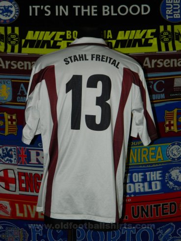 FV Blau-Weiß Stahl Freital Away football shirt (unknown year)