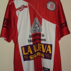 Barracas Central Home football shirt 2010 - 2011 sponsored by La Nueva Seguros