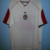 Home football shirt 2001 - 2002