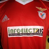 Home football shirt 2017
