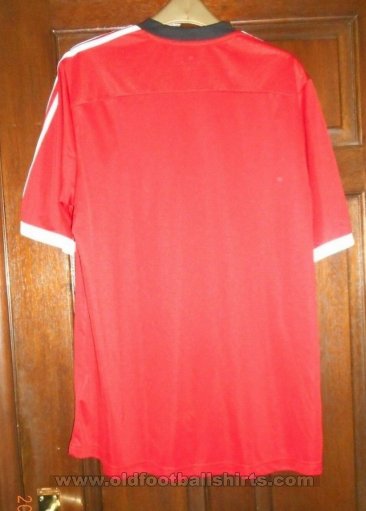 Nottingham Forest Training/Leisure football shirt 2013 - 2014