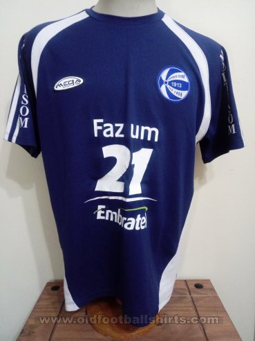 São José de Porto Alegre Home football shirt 2010