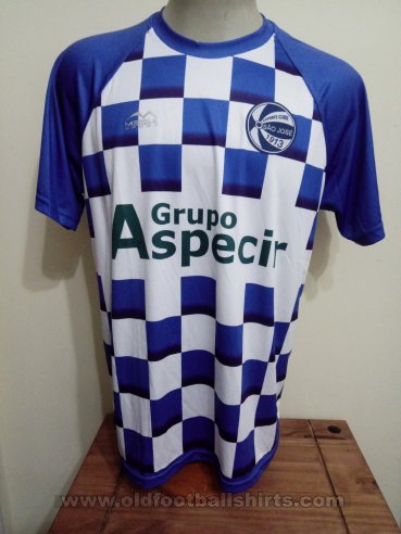 São José de Porto Alegre Home football shirt 2017