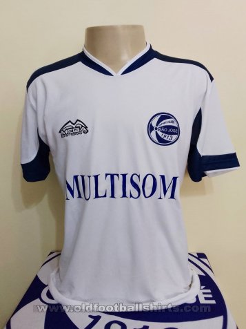 São José de Porto Alegre Away football shirt 2012