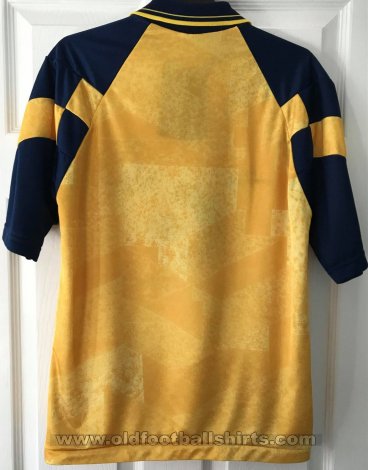 Slough Town Home football shirt 1997 - 1998