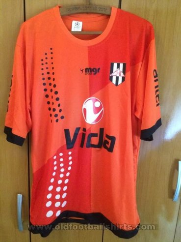 Club Atlètico Central Away football shirt 2014 - 2015