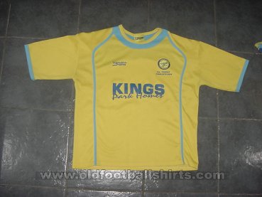 Canvey Island Home football shirt 2004 - 2005