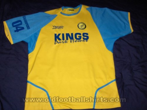 Canvey Island Home football shirt 2003 - 2004
