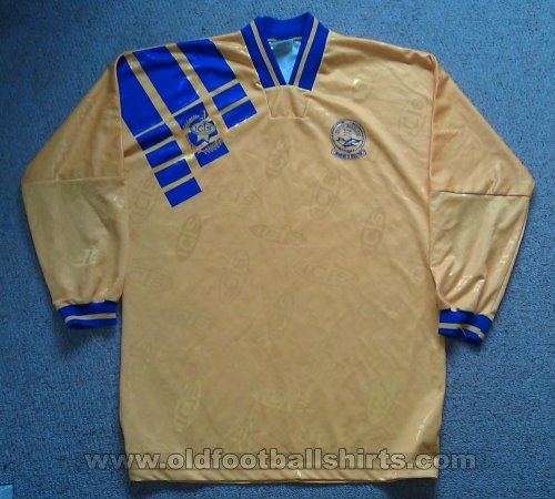 Canvey Island Home football shirt 1995 - 1996
