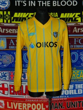 Canvey Island Home football shirt 2013 - 2014