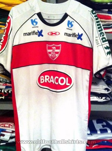 Clube Atlético Linense Away football shirt 2011