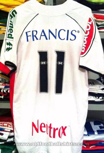 Clube Atlético Linense Away football shirt 2011