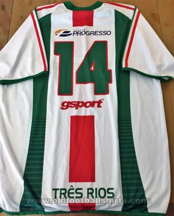 Três Rios Futebol Clube Home football shirt 2003