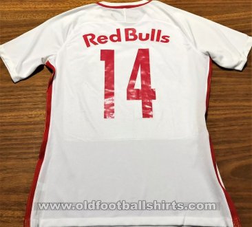 Red Bull Brasil  Home football shirt 2016 - 2017