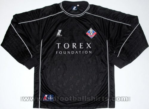 Oldham Athletic Goalkeeper football shirt 2002 - 2003